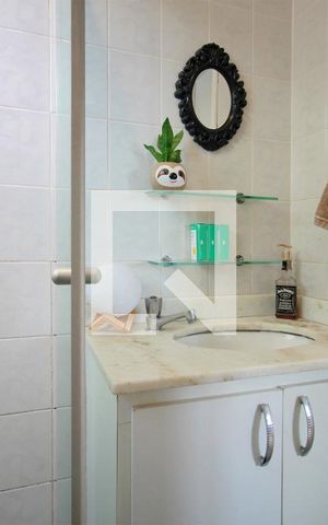 Apartamento à venda com 120m², 2 quartos e 2 vagasBanheiro da Suíte
