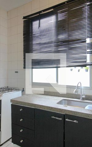 Apartamento à venda com 120m², 2 quartos e 2 vagasCozinha