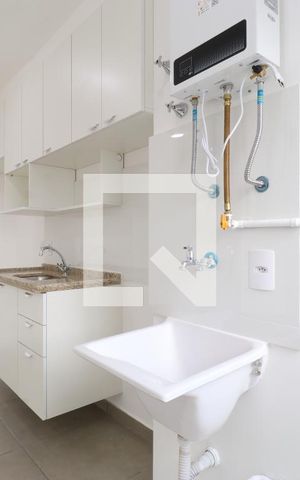 Apartamento para alugar com 39m², 2 quartos e sem vagaCozinha e Área de Serviço