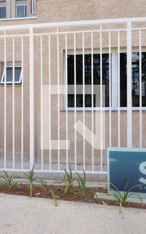 Apartamento para alugar com 39m², 2 quartos e sem vagaFachada e portaria