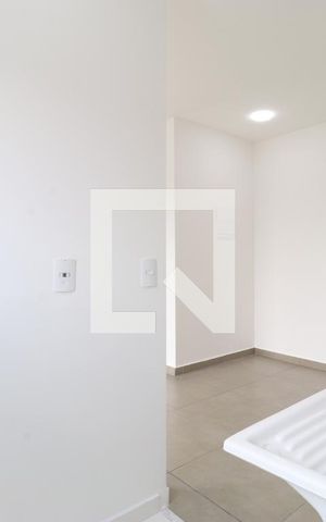 Apartamento para alugar com 39m², 2 quartos e sem vagaCozinha e Área de Serviço