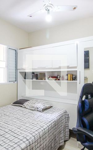 Casa à venda com 100m², 2 quartos e 4 vagas Casa à venda com 100m², 2 quartos e 4 vagasQuarto 2
