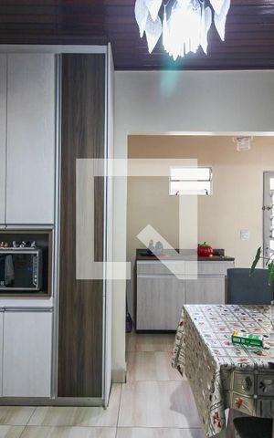 Casa à venda com 100m², 2 quartos e 4 vagas Casa à venda com 100m², 2 quartos e 4 vagasCozinha