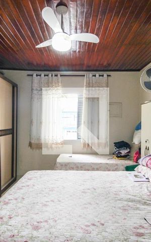 Casa à venda com 100m², 2 quartos e 4 vagas Casa à venda com 100m², 2 quartos e 4 vagasQuarto 1