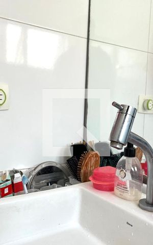 Casa à venda com 220m², 4 quartos e 2 vagas Casa à venda com 220m², 4 quartos e 2 vagasBanheiro da Suíte 1