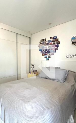 Casa à venda com 220m², 4 quartos e 2 vagas Casa à venda com 220m², 4 quartos e 2 vagasSuite 1