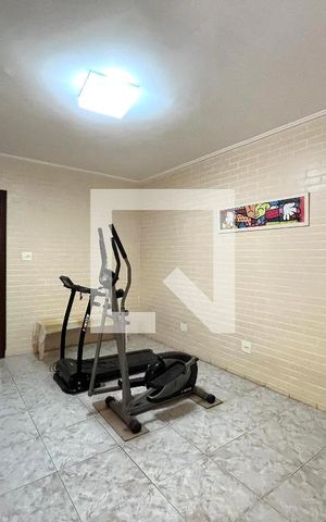 Casa à venda com 220m², 4 quartos e 2 vagas Casa à venda com 220m², 4 quartos e 2 vagasSala 2