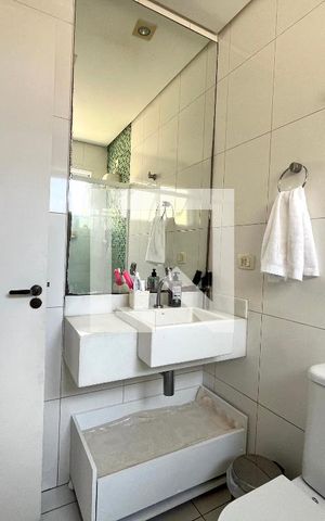 Casa à venda com 220m², 4 quartos e 2 vagas Casa à venda com 220m², 4 quartos e 2 vagasBanheiro da Suíte 2