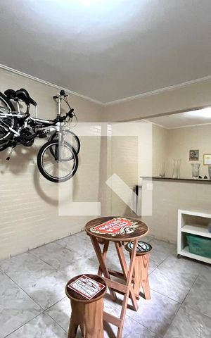 Casa à venda com 220m², 4 quartos e 2 vagas Casa à venda com 220m², 4 quartos e 2 vagasCozinha 2