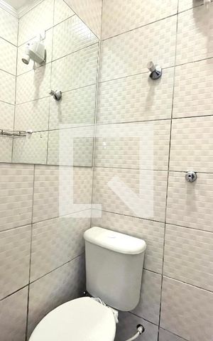 Casa de condomínio à venda com 150m², 6 quartos e 1 vaga Casa de condomínio à venda com 150m², 6 quartos e 1 vagaBanheiro ap 4