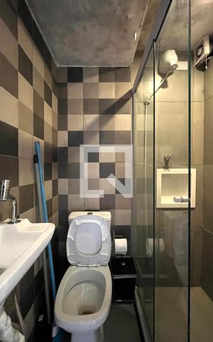 Casa de condomínio à venda com 150m², 6 quartos e 1 vaga Casa de condomínio à venda com 150m², 6 quartos e 1 vagaBanheiro ap 1
