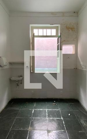 Casa à venda com 220m², 3 quartos e sem vaga Casa à venda com 220m², 3 quartos e sem vagaQuarto 2