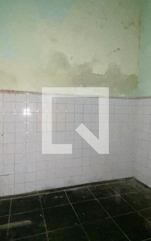 Casa à venda com 220m², 3 quartos e sem vaga Casa à venda com 220m², 3 quartos e sem vagaCozinha