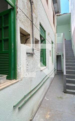 Casa à venda com 220m², 3 quartos e sem vaga Casa à venda com 220m², 3 quartos e sem vagaÁrea de Serviço