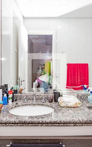 Apartamento à venda com 102m², 3 quartos e 1 vaga Apartamento à venda com 102m², 3 quartos e 1 vagaBanheiro da Suíte