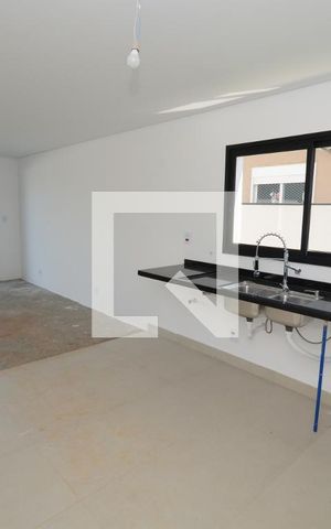 Casa de condomínio à venda com 350m², 4 quartos e 4 vagasCozinha