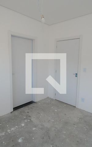 Casa de condomínio à venda com 350m², 4 quartos e 4 vagasSuíte 2