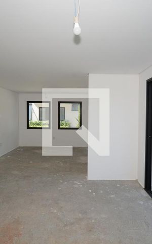 Casa de condomínio à venda com 350m², 4 quartos e 4 vagasSala