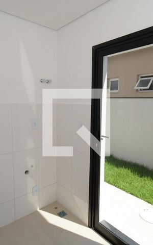 Casa de condomínio à venda com 350m², 4 quartos e 4 vagasÁrea de Serviço