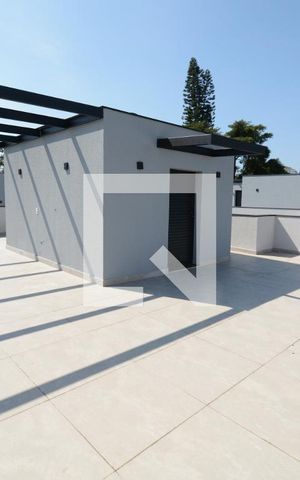 Casa de condomínio à venda com 350m², 4 quartos e 4 vagasTerraço