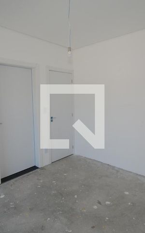 Casa de condomínio à venda com 350m², 4 quartos e 4 vagasSuíte 3