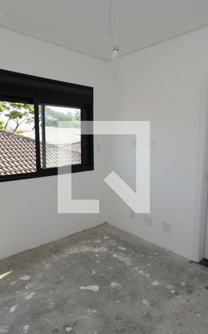 Casa de condomínio à venda com 350m², 4 quartos e 4 vagasSuíte 2