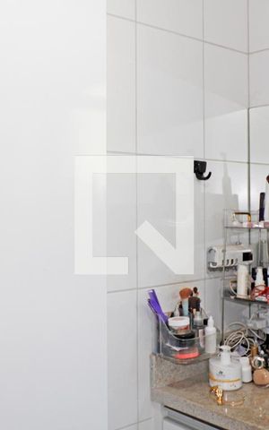 Casa de condomínio para alugar com 112m², 3 quartos e 3 vagasSuíte 1 Banheiro