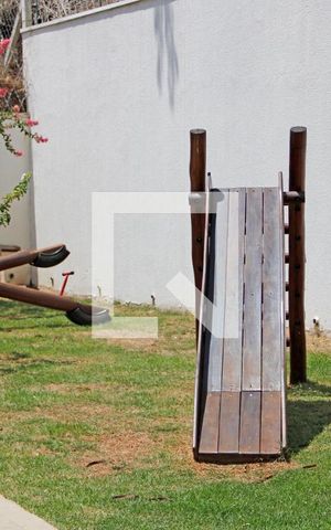 Casa de condomínio para alugar com 112m², 3 quartos e 3 vagasÁrea comum - Playground