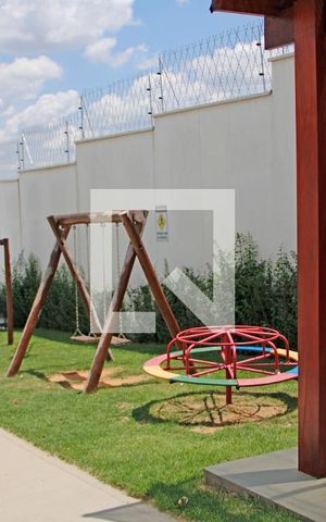 Casa de condomínio para alugar com 112m², 3 quartos e 3 vagasÁrea comum - Playground