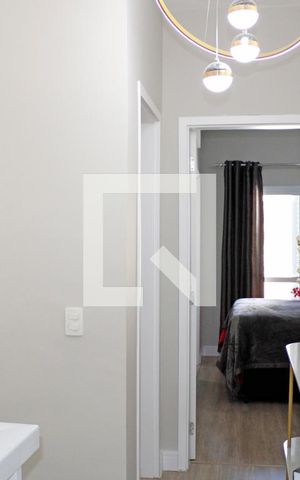 Casa de condomínio para alugar com 112m², 3 quartos e 3 vagasCorredor