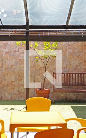 Casa de condomínio para alugar com 112m², 3 quartos e 3 vagasSala Vista