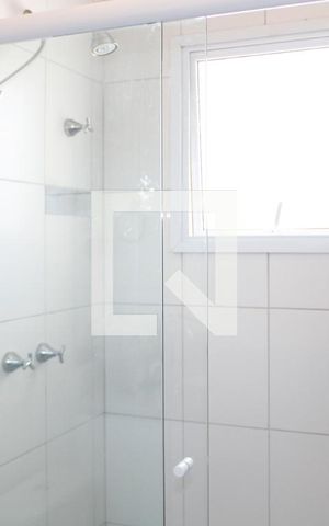 Casa de condomínio para alugar com 112m², 3 quartos e 3 vagasBanheiro 1