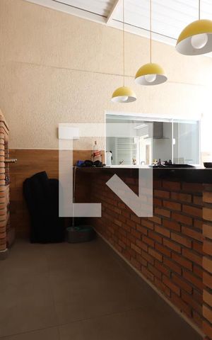 Casa à venda com 300m², 3 quartos e 2 vagasEspaço Gourmet