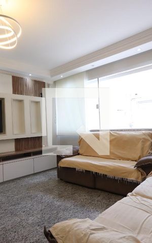 Casa à venda com 300m², 3 quartos e 2 vagasSala