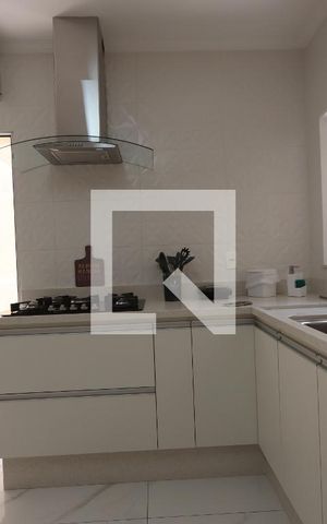 Casa à venda com 300m², 3 quartos e 2 vagasCozinha