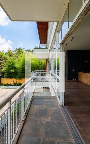 Casa à venda com 1541m², 6 quartos e 5 vagas