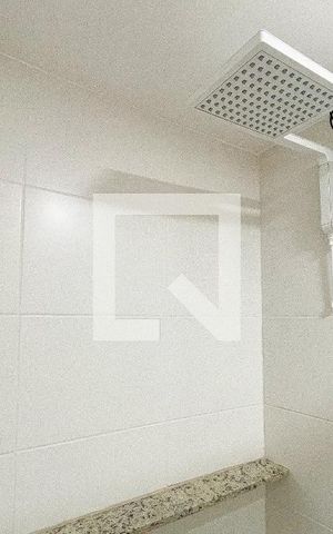 Studio para alugar com 24m², 1 quarto e sem vaga Studio para alugar com 24m², 1 quarto e sem vagaBanheiro