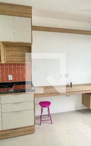 Studio para alugar com 24m², 1 quarto e sem vaga Studio para alugar com 24m², 1 quarto e sem vagaStudio