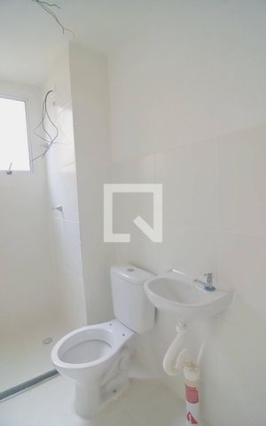 Apartamento à venda com 41m², 2 quartos e 1 vaga Apartamento à venda com 41m², 2 quartos e 1 vagaBanheiro