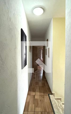 Casa à venda com 163m², 3 quartos e 2 vagasCorredor