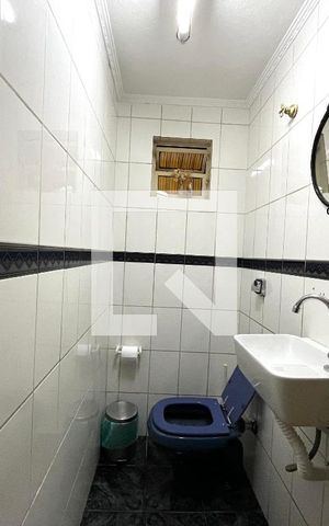 Casa à venda com 163m², 3 quartos e 2 vagasLavabo