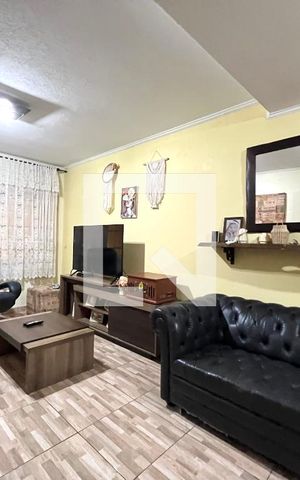 Casa à venda com 163m², 3 quartos e 2 vagasSala