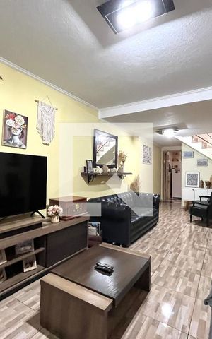 Casa à venda com 163m², 3 quartos e 2 vagasSala