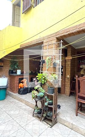 Casa à venda com 163m², 3 quartos e 2 vagasQuintal