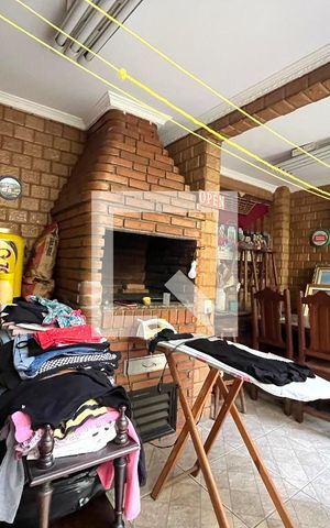 Casa à venda com 163m², 3 quartos e 2 vagasChurrasqueira