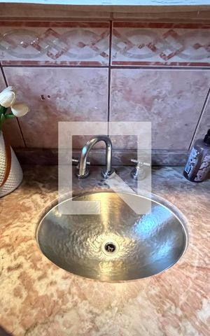 Casa à venda com 163m², 3 quartos e 2 vagasBanheiro