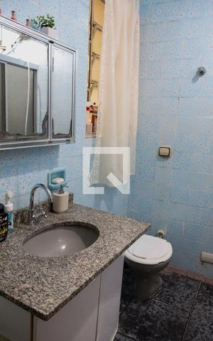 Casa à venda com 171m², 2 quartos e 2 vagas Casa à venda com 171m², 2 quartos e 2 vagasBanheiro 2