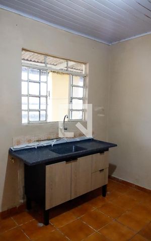 Casa à venda com 171m², 2 quartos e 2 vagas Casa à venda com 171m², 2 quartos e 2 vagasCozinha