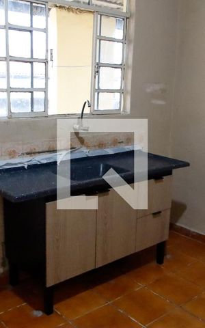 Casa à venda com 171m², 2 quartos e 2 vagas Casa à venda com 171m², 2 quartos e 2 vagasCozinha