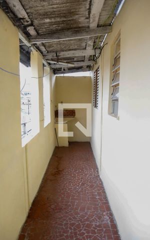 Casa à venda com 171m², 2 quartos e 2 vagas Casa à venda com 171m², 2 quartos e 2 vagasLavanderia